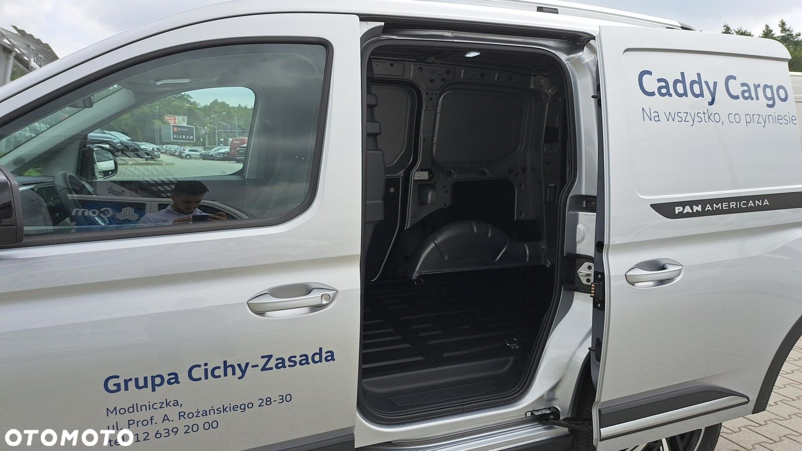 Volkswagen Caddy Cargo - 32