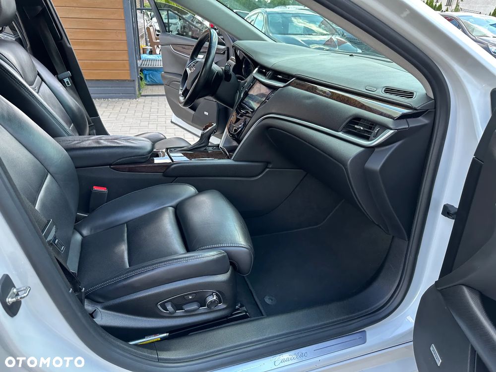 Cadillac XTS - 25
