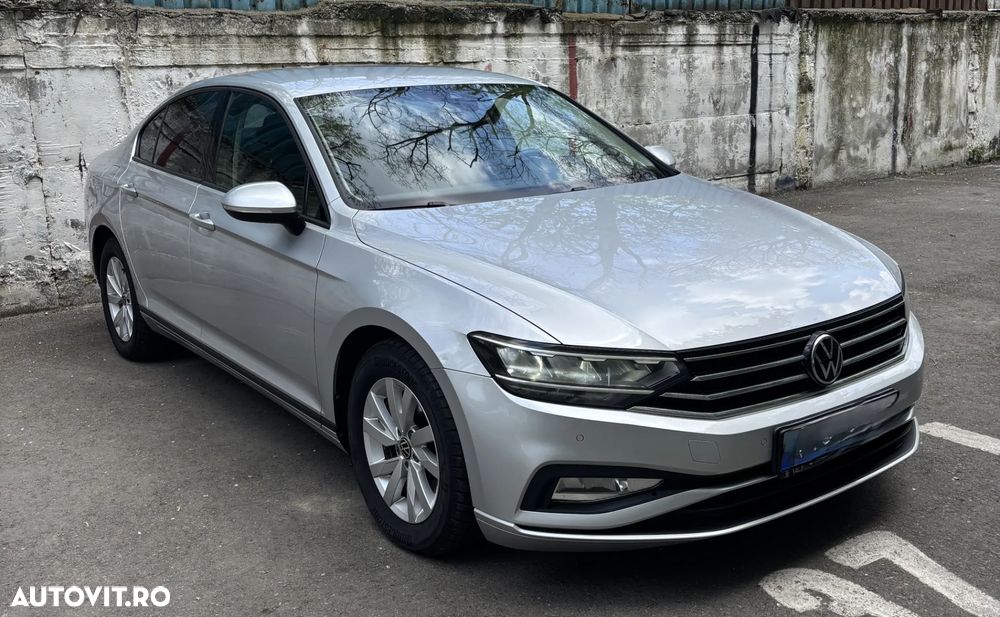 Volkswagen Passat 2.0 TDI DSG Comfortline - 2