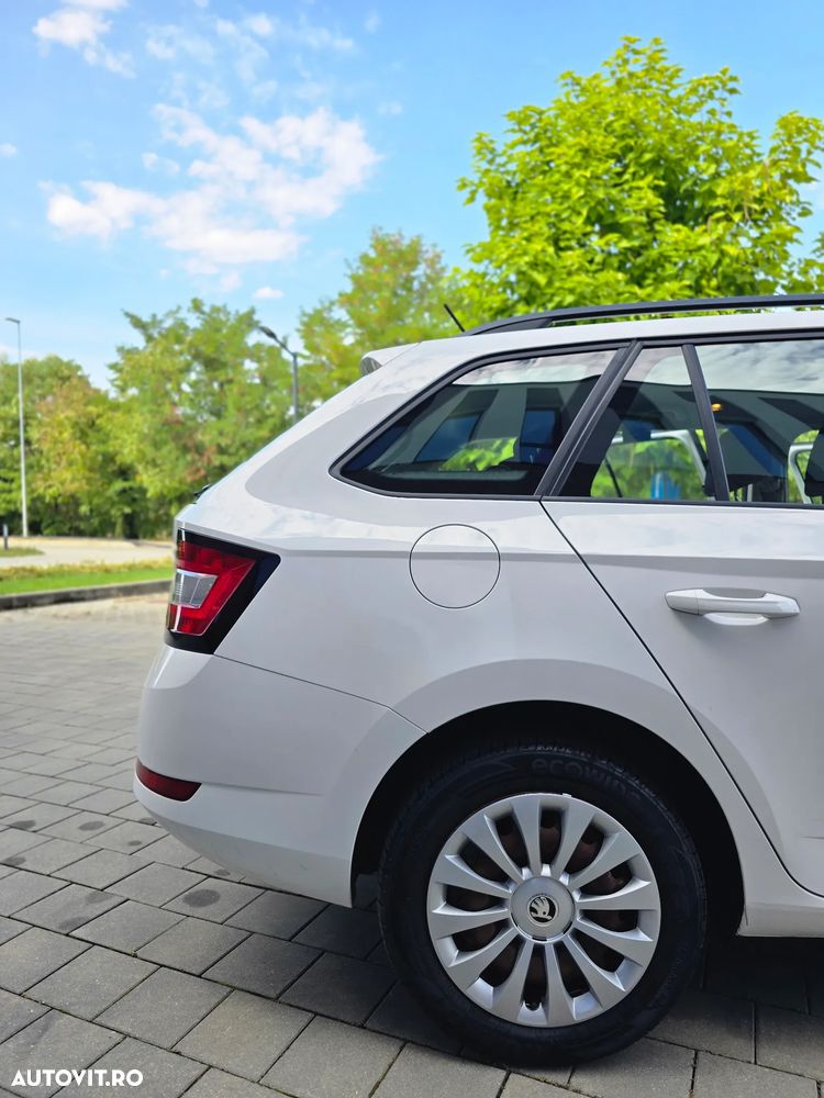Skoda Fabia - 10