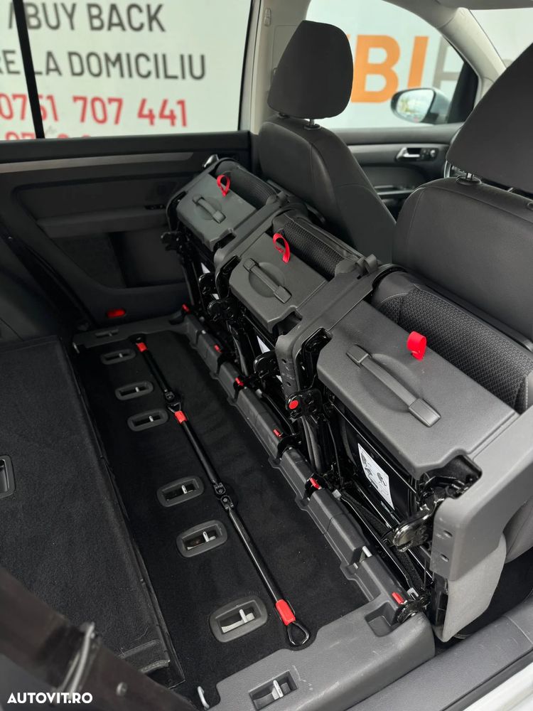 Volkswagen Touran 1.6 TDI DPF Comfortline - 40