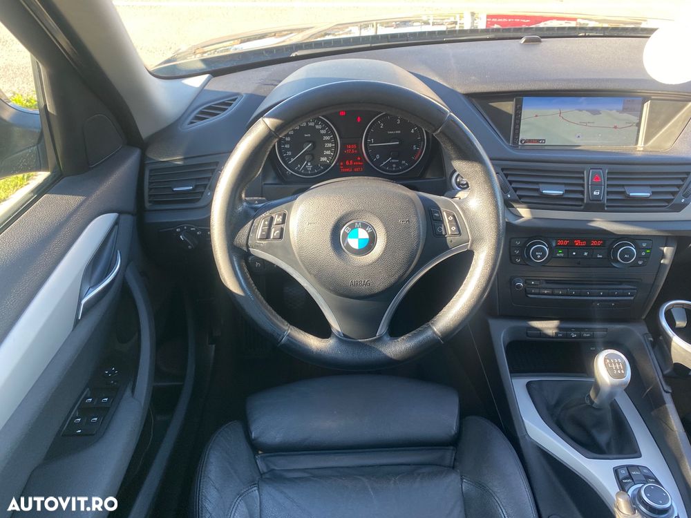 BMW X1 xDrive18d - 10