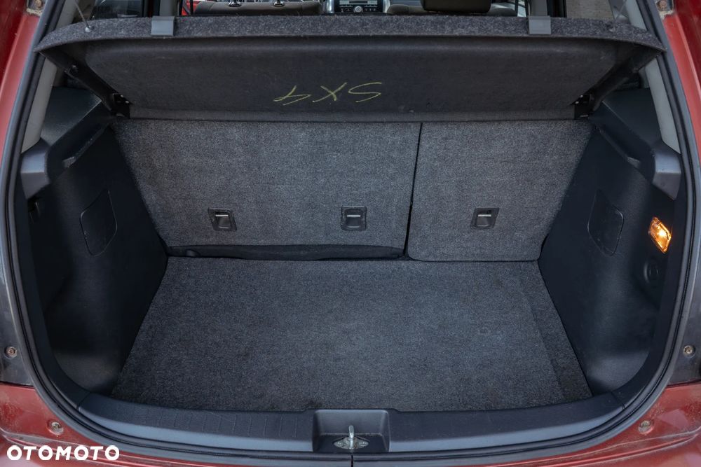 Suzuki SX4 - 11