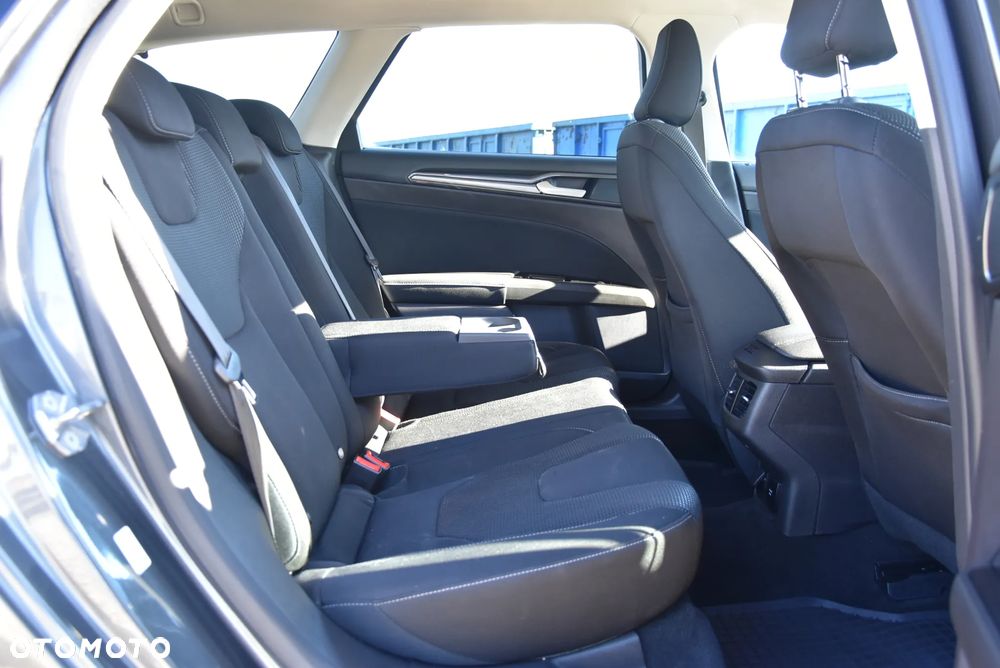Ford Mondeo 2.0 EcoBlue Titanium - 11