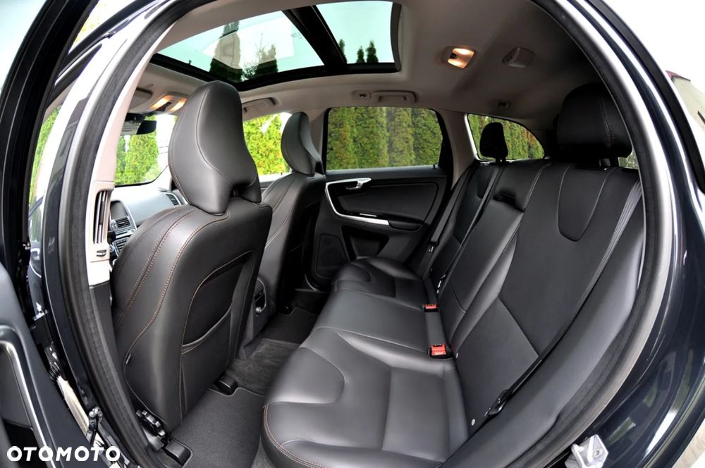 Volvo XC 60 D4 Geartronic Summum - 23