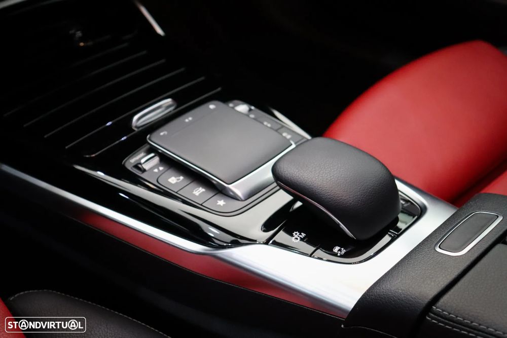 Mercedes-Benz A 45 AMG 4Matic+ Speedshift DCT 8G - 30