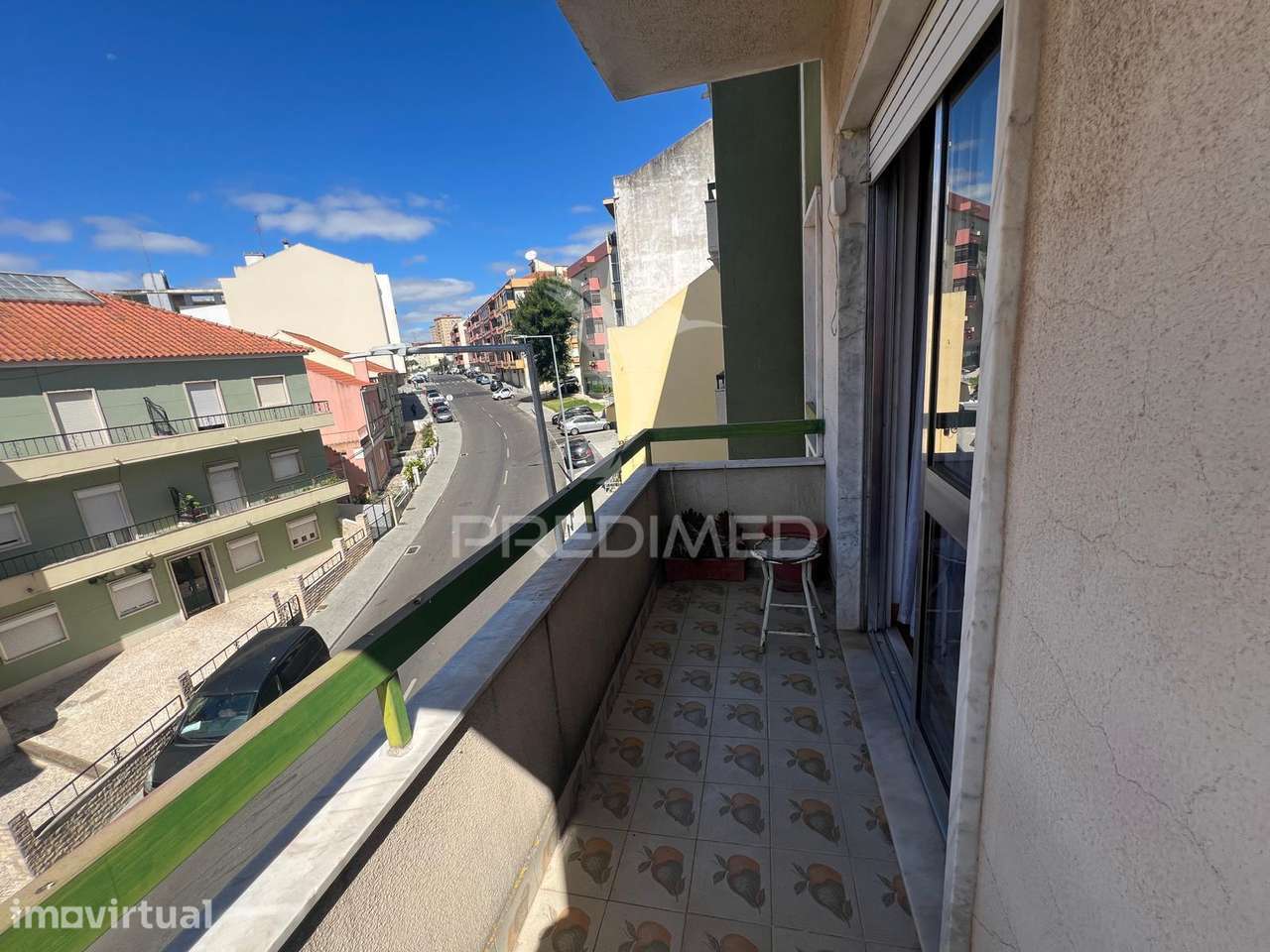 Apartamento T2 com Terraço, Varandas e 2 Arrecadações - Vialonga - Grande imagem: 5/39