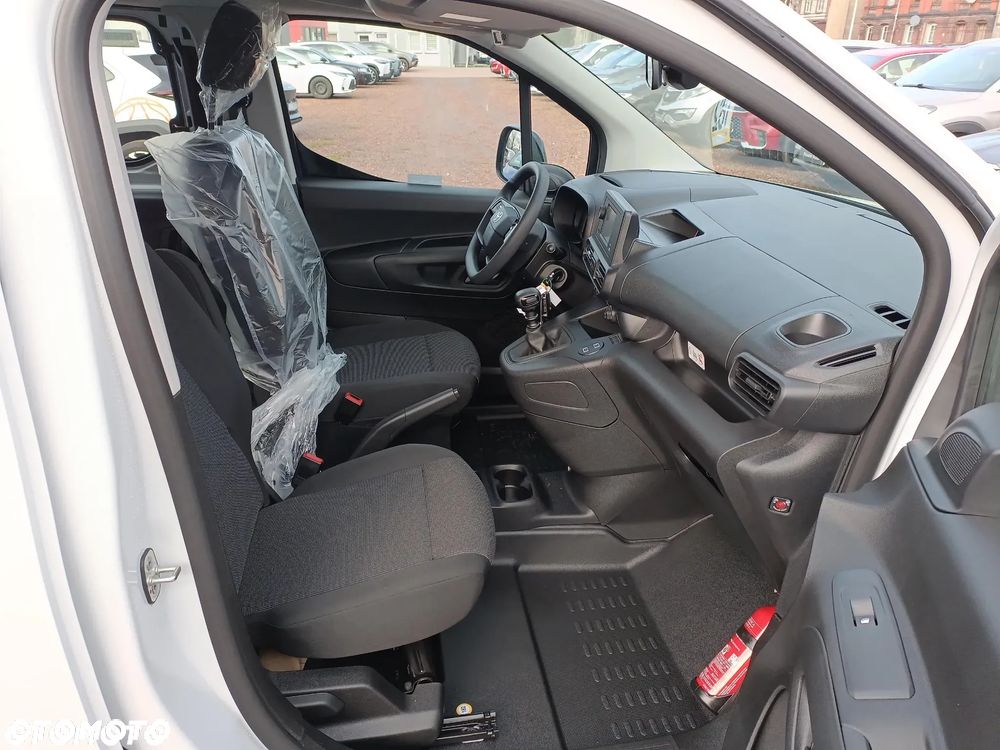 Toyota Proace City - 9