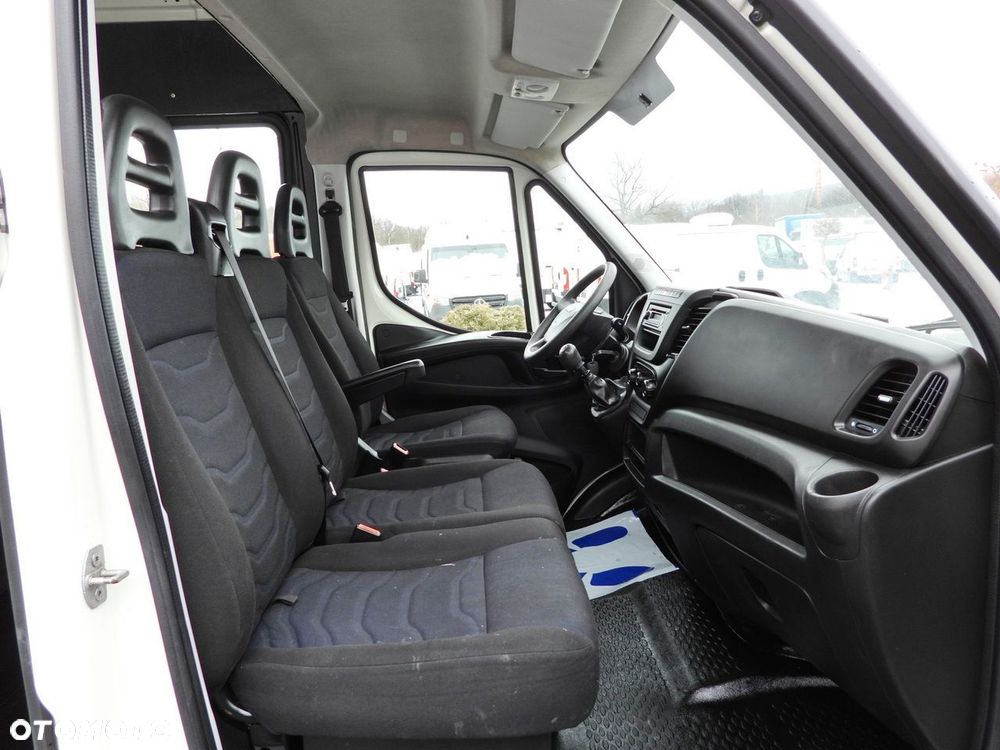 Iveco DAILY 35S14 FURGON BRYGADÓWKA 7 MIEJSC TEMPOMAT  140KM - 36