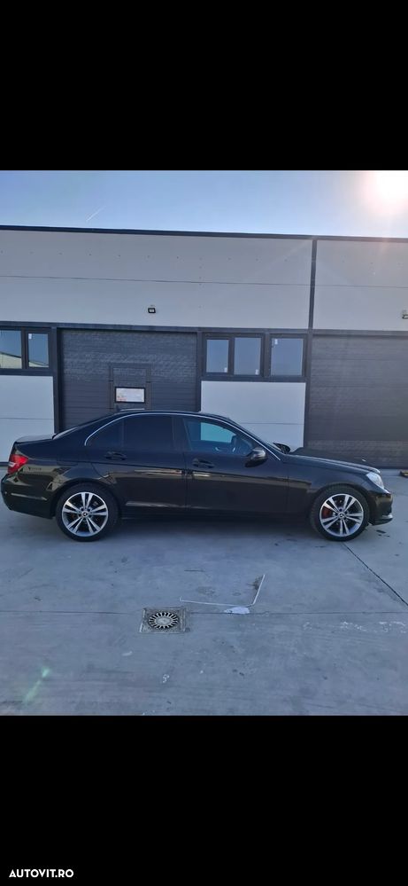 Mercedes-Benz C 200 CDI DPF (BlueEFFICIENCY) 7G-TRONIC - 2