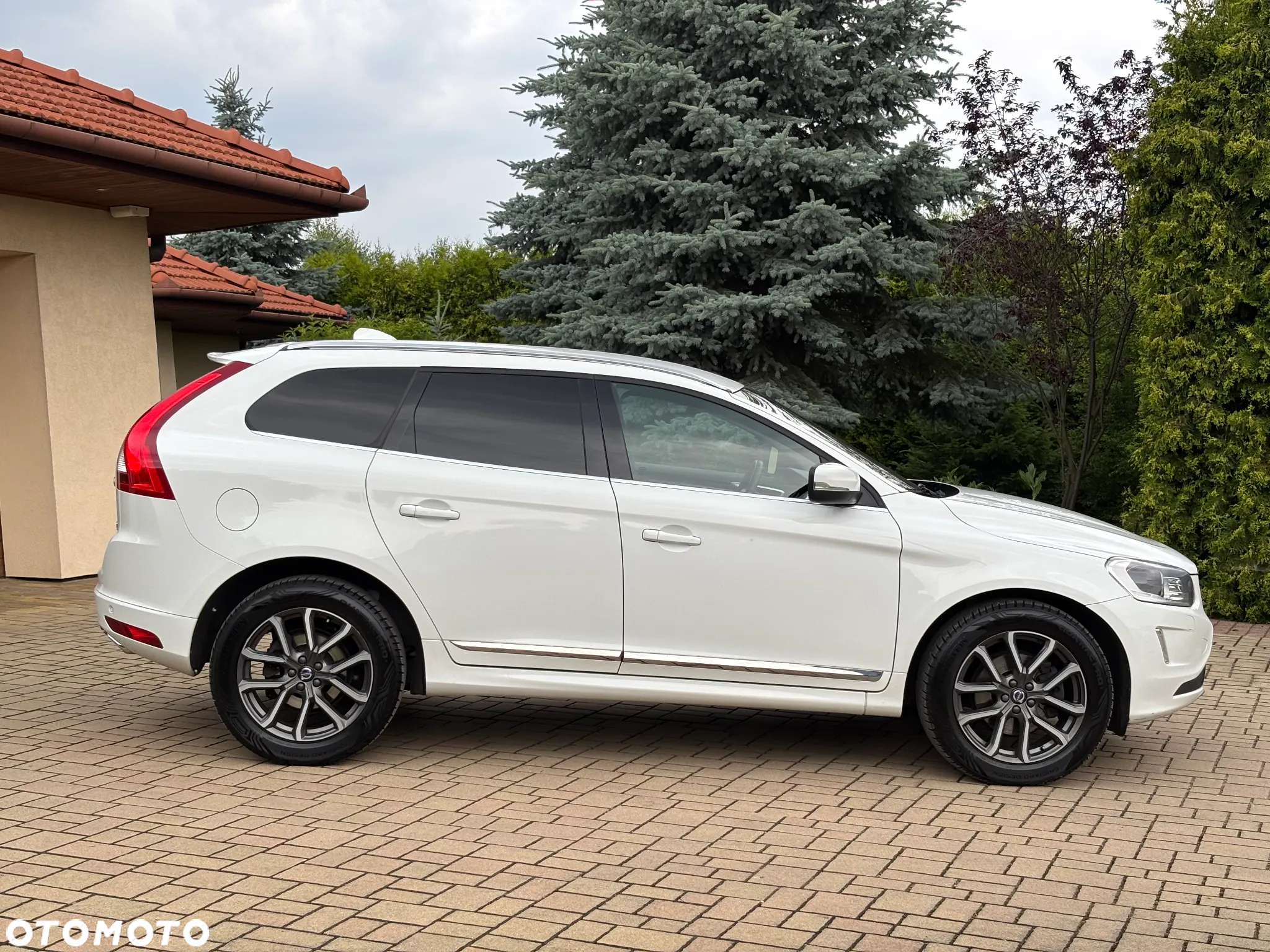 Volvo XC 60 D4 AWD Summum - 3