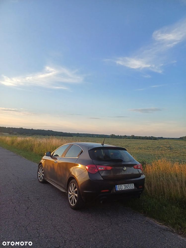 Alfa Romeo Giulietta 2.0 JTDM Progression TCT - 1