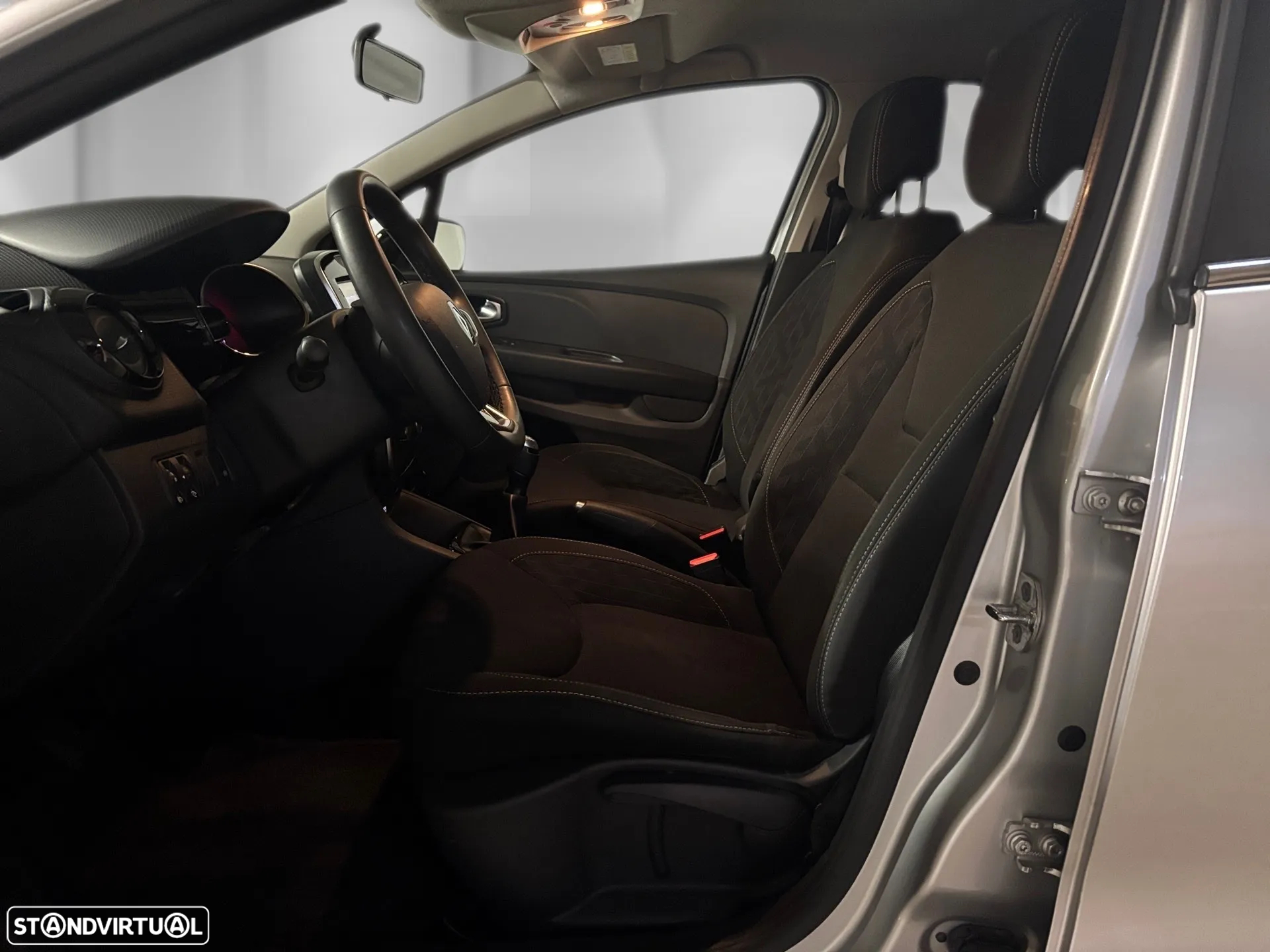 Renault Clio 0.9 TCe Limited - 5
