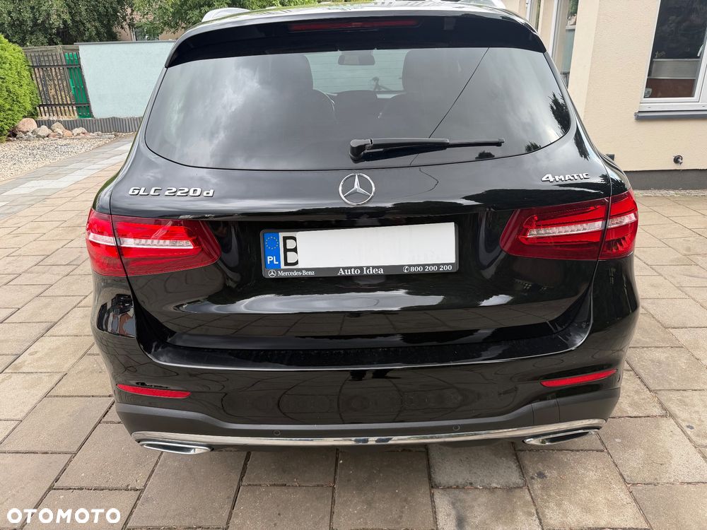Mercedes-Benz GLC - 11