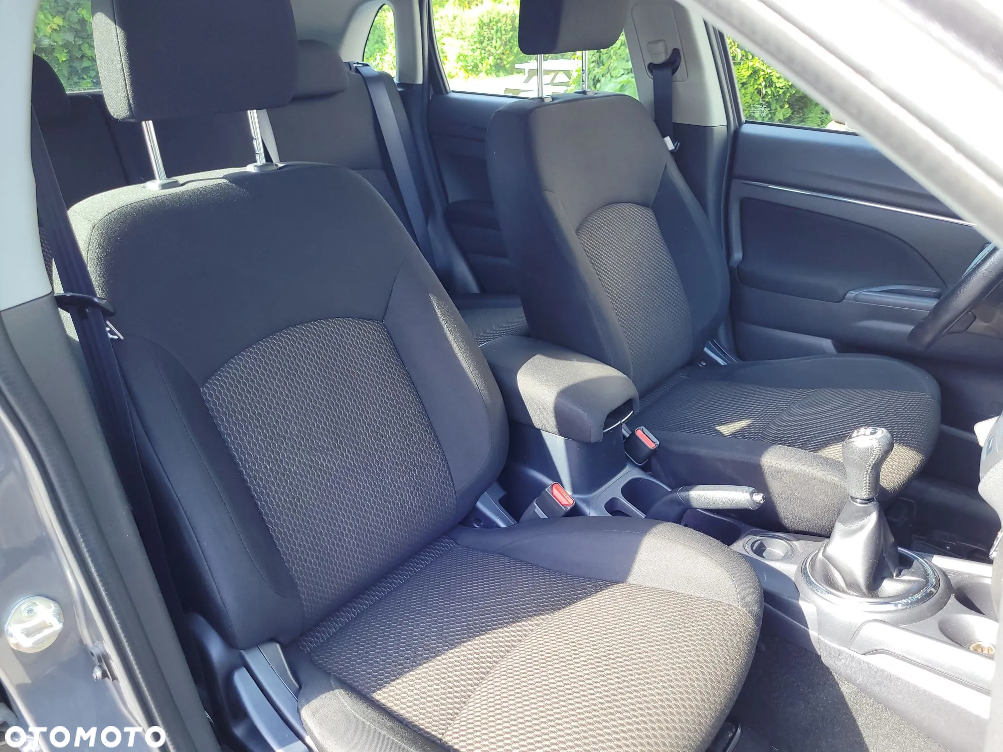 Mitsubishi ASX 1.6 2WD Invite - 16