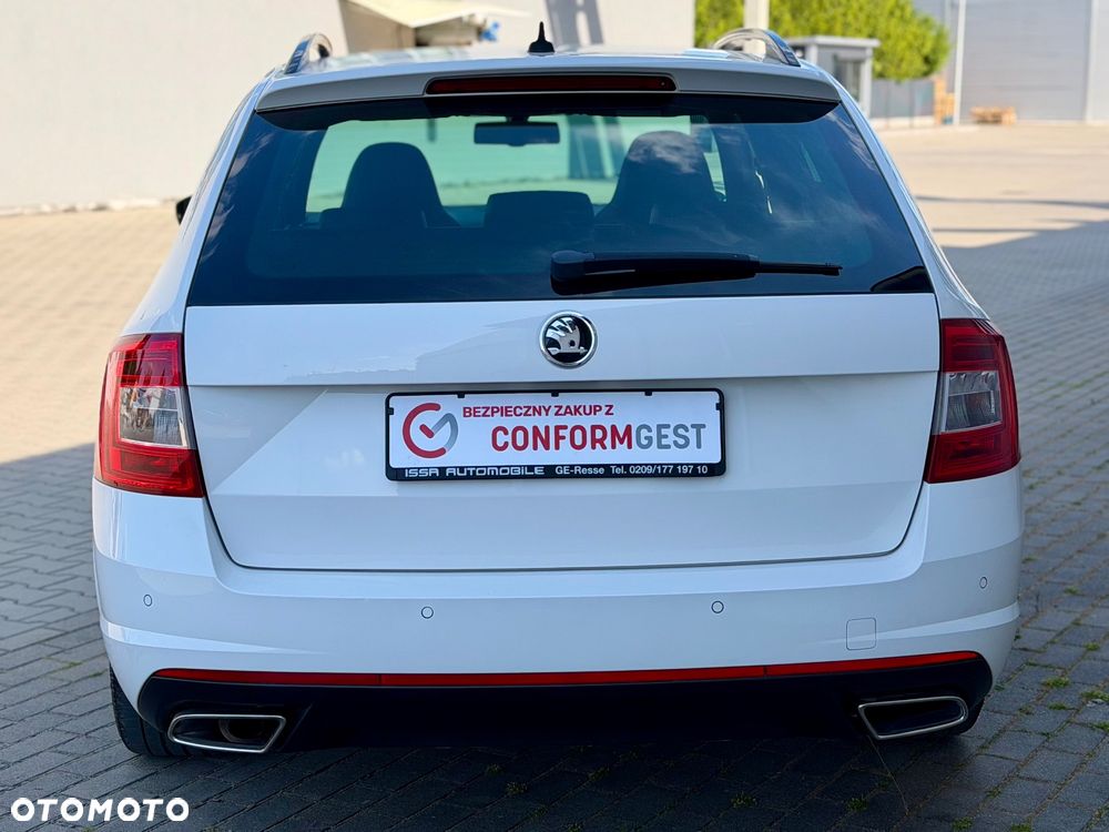 Skoda Octavia 2.0 TDI DSG RS - 11