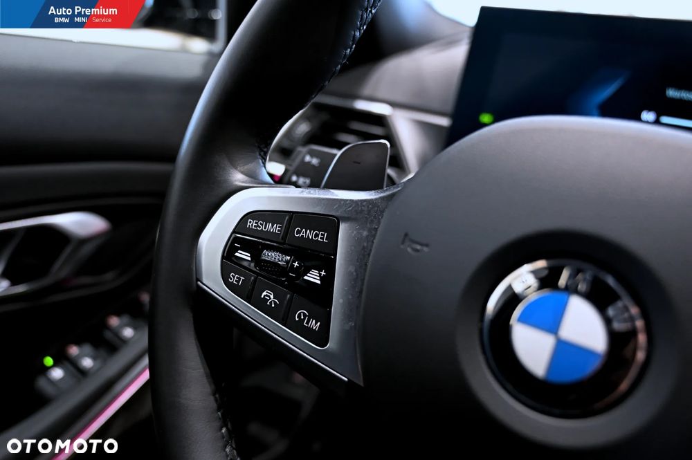 BMW Seria 3 330i xDrive M Sport - 6