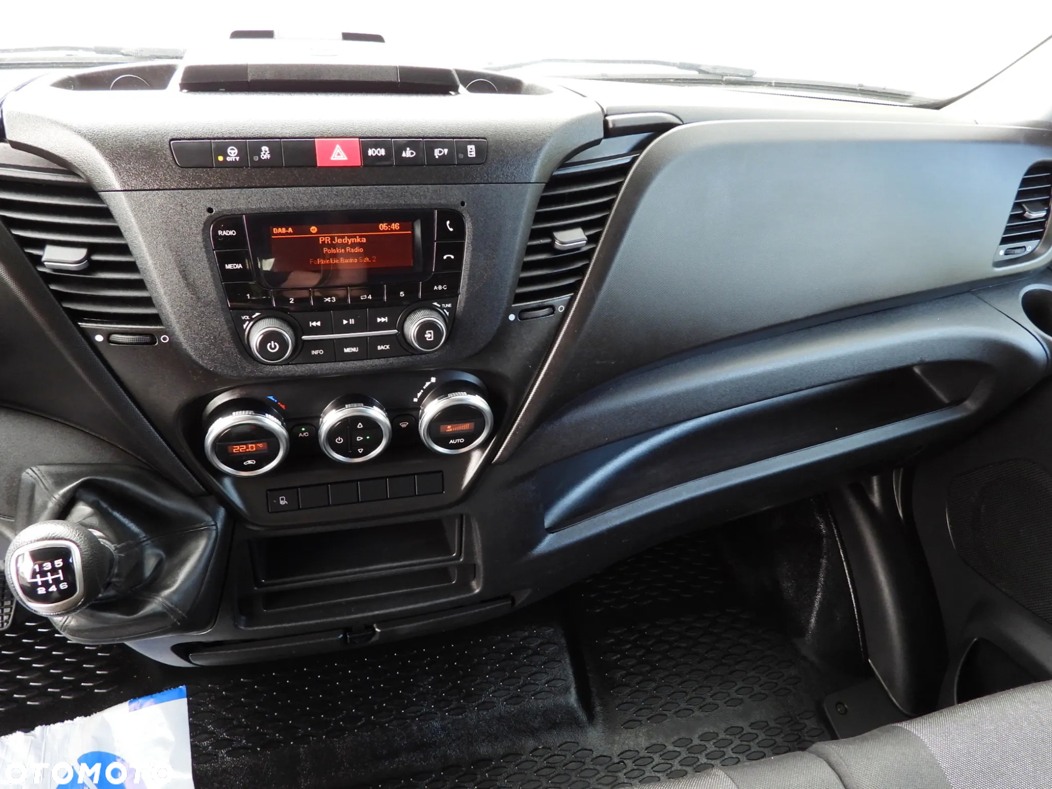 Iveco DAILY 35S18 PLANDEKA WINDA 8 PALET WEBASTO TEMPOMAT KLIMATYZACJA 180KM [ 494459 ] - 35