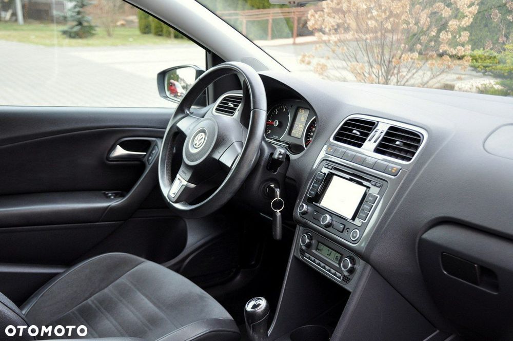 Volkswagen Polo - 19