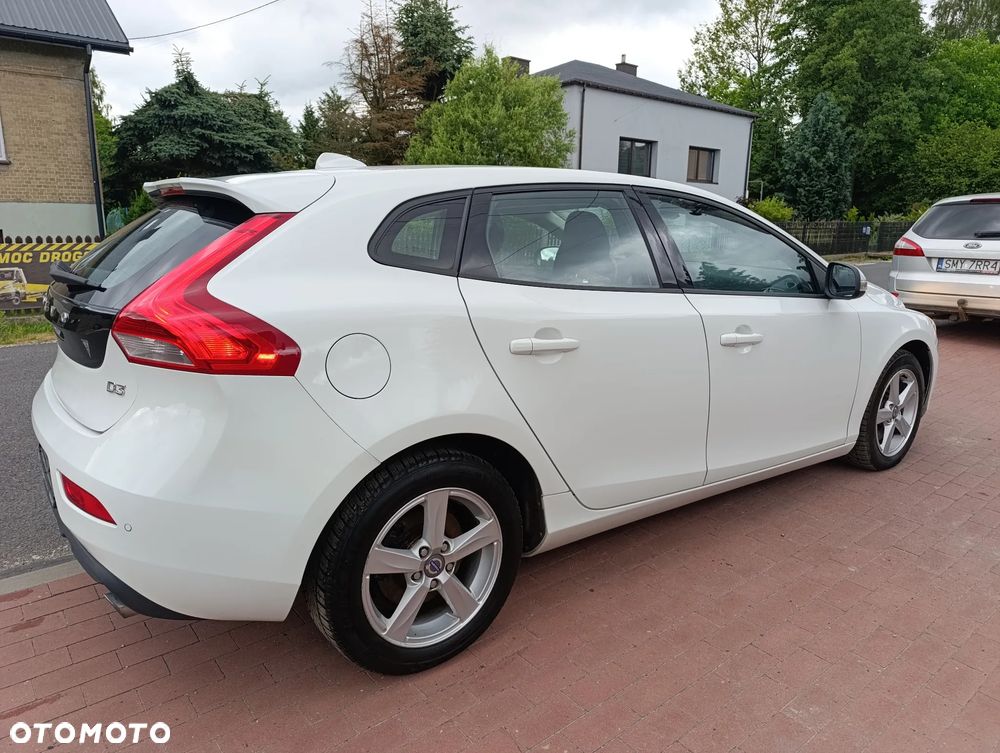 Volvo V40 D3 You - 20