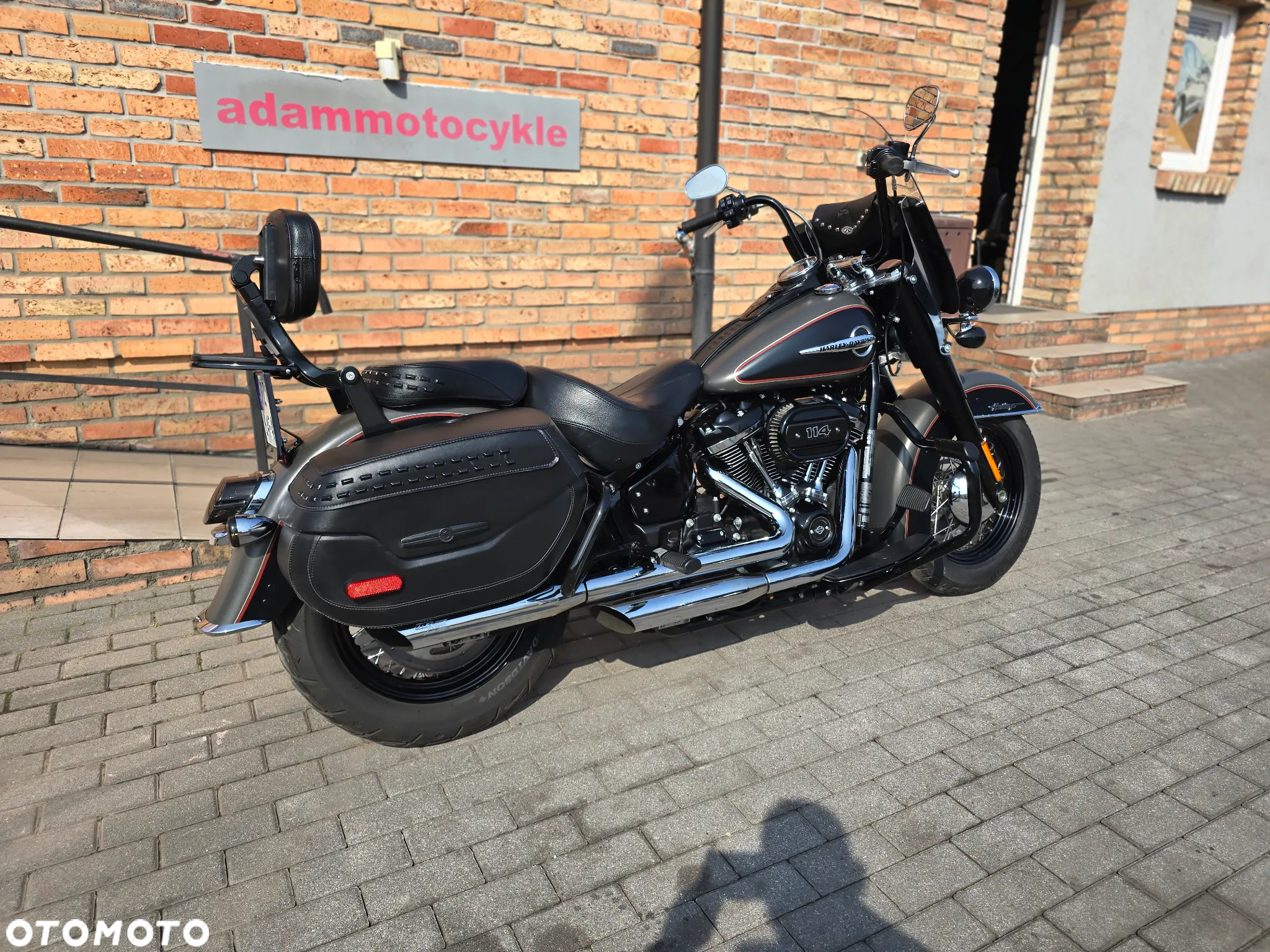 Harley-Davidson Softail Heritage Classic - 26