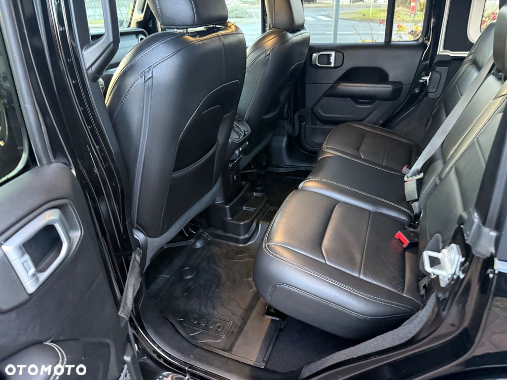 Jeep Wrangler Unlimited GME 2.0 Turbo Sahara - 10