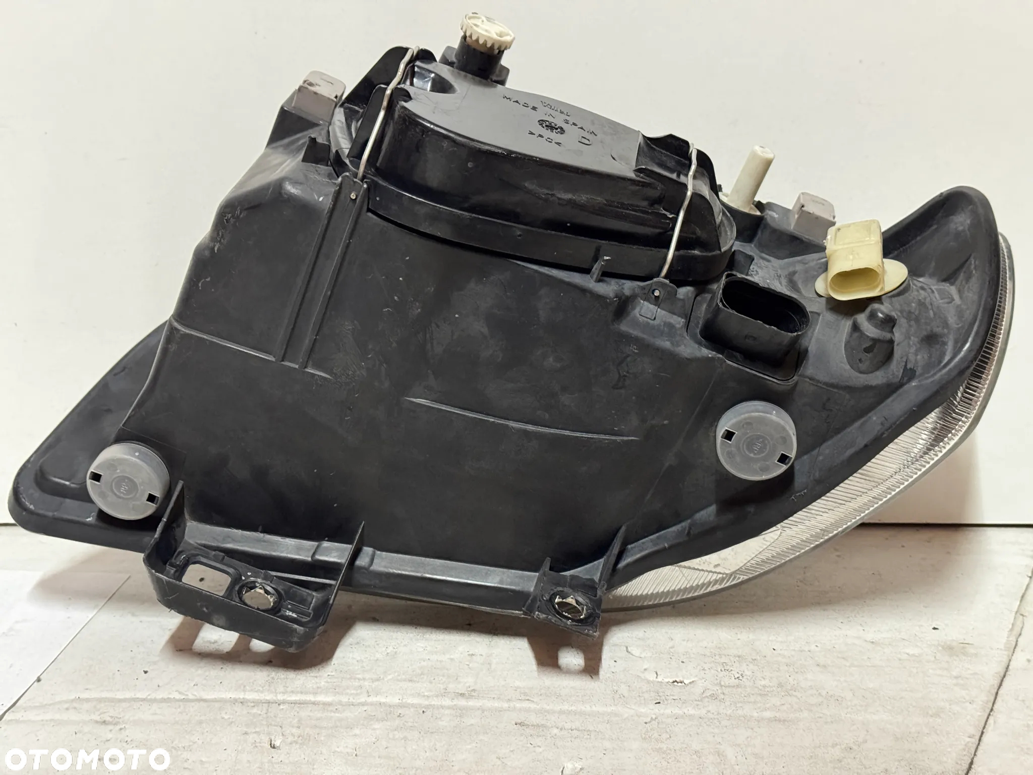 LAMPA REFLEKTOR GŁÓWNY PRAWY SEAT IBIZA II FL ANGLIK 1999- - 8