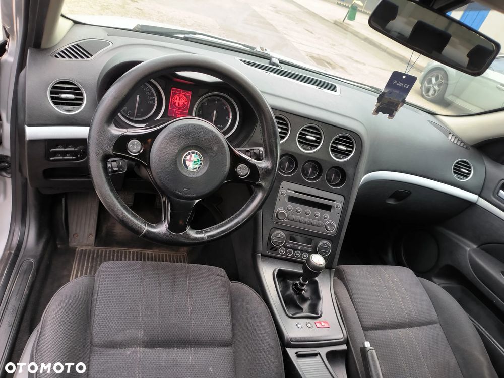 Alfa Romeo 159 1.9JTDM Distinctive - 7