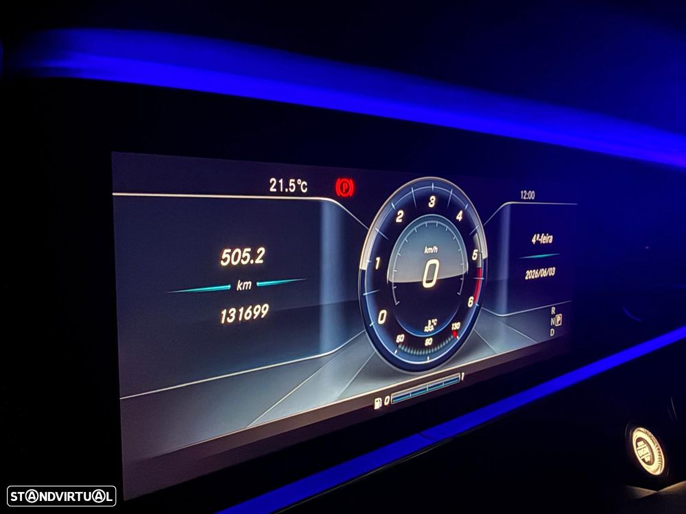 Mercedes-Benz E 220 d AMG Line - 23