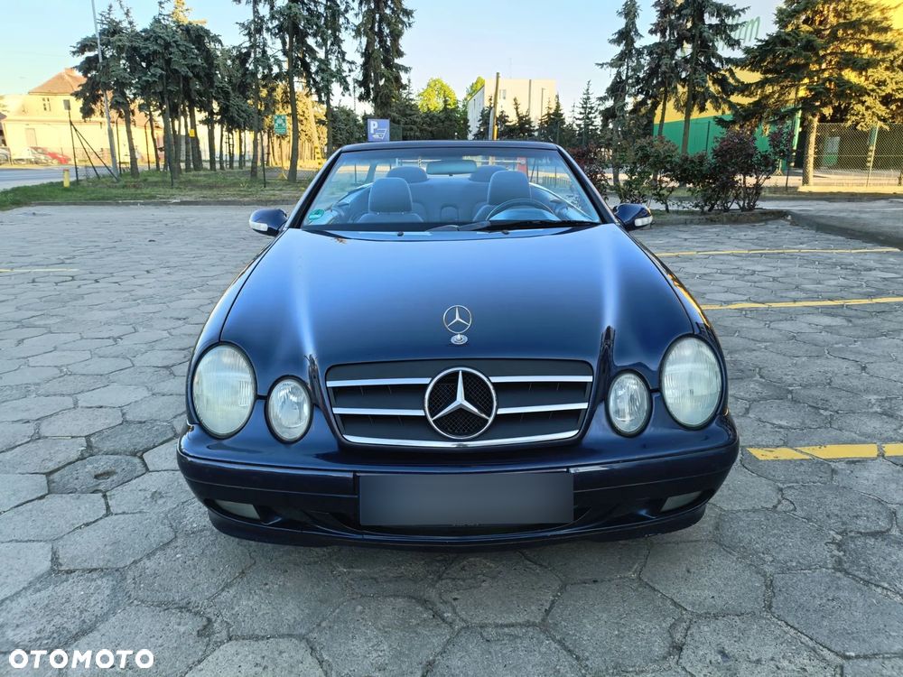 Mercedes-Benz CLK - 6