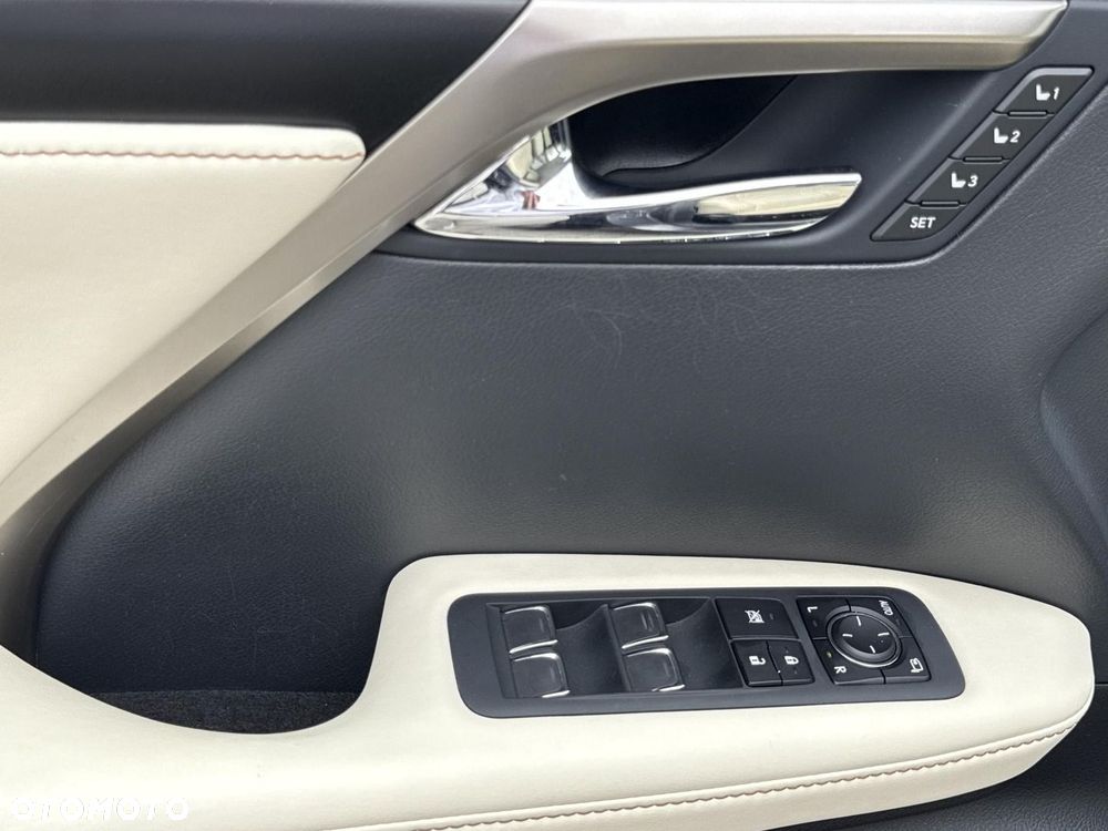 Lexus RX 450h F-Impression - 9