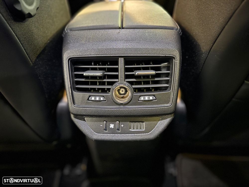 Peugeot 5008 PureTech 130 EAT8 Stop & Start Allure Pack - 30