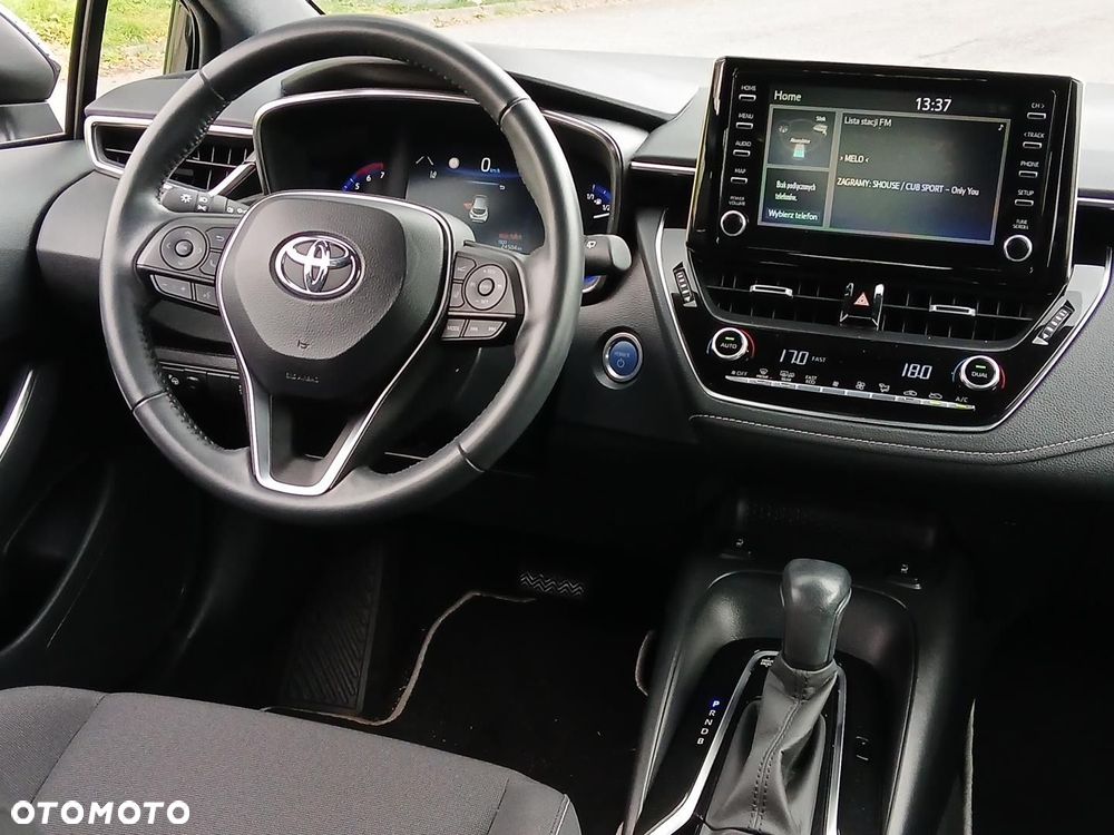 Toyota Corolla - 24