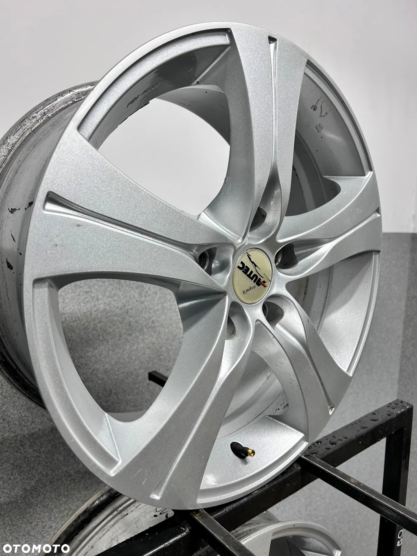 4 FELGI ALU. VW TRANSPORTER T5,T6,MULTIVAN,CARAVELLE  17'' 7,5J ET50 - 6