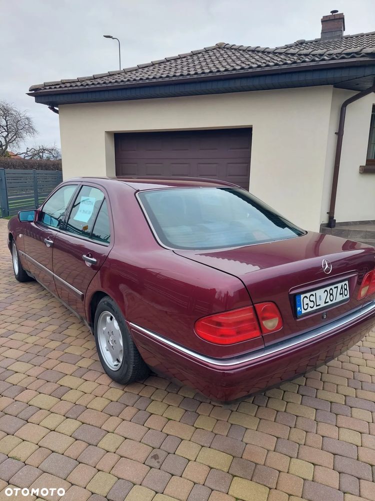 Mercedes-Benz Klasa E 290 TD Elegance - 6