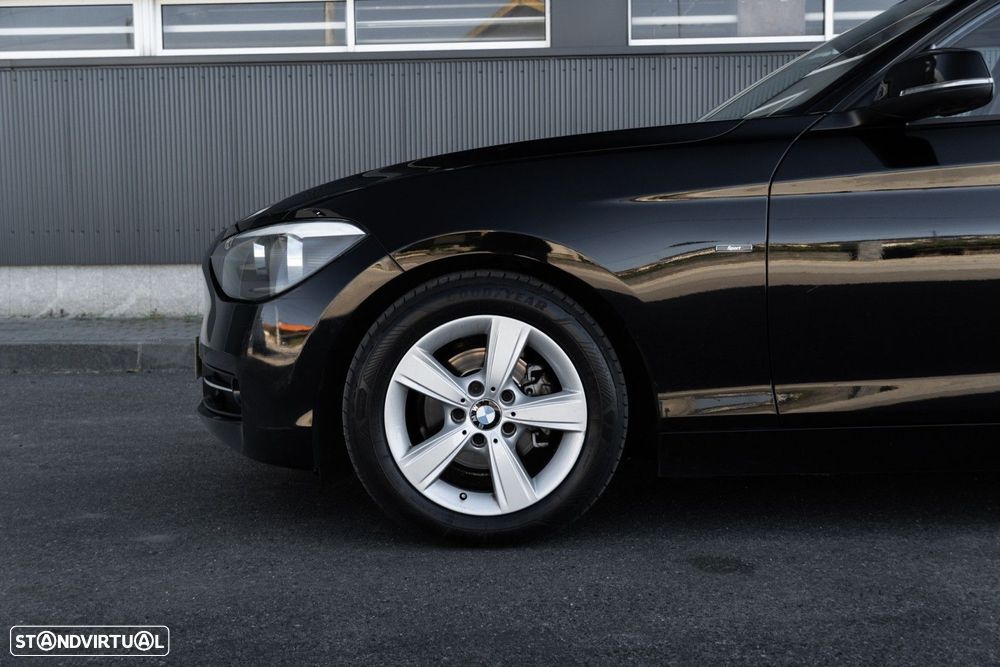 BMW 116 d EDynamics Line Sport - 35