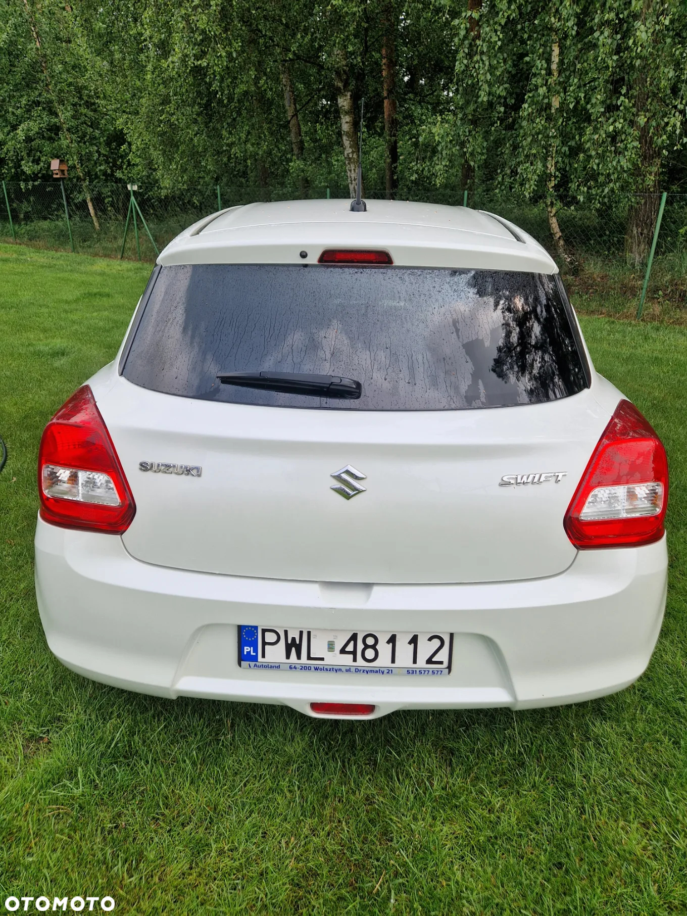 Suzuki Swift 1.2 Premium - 4