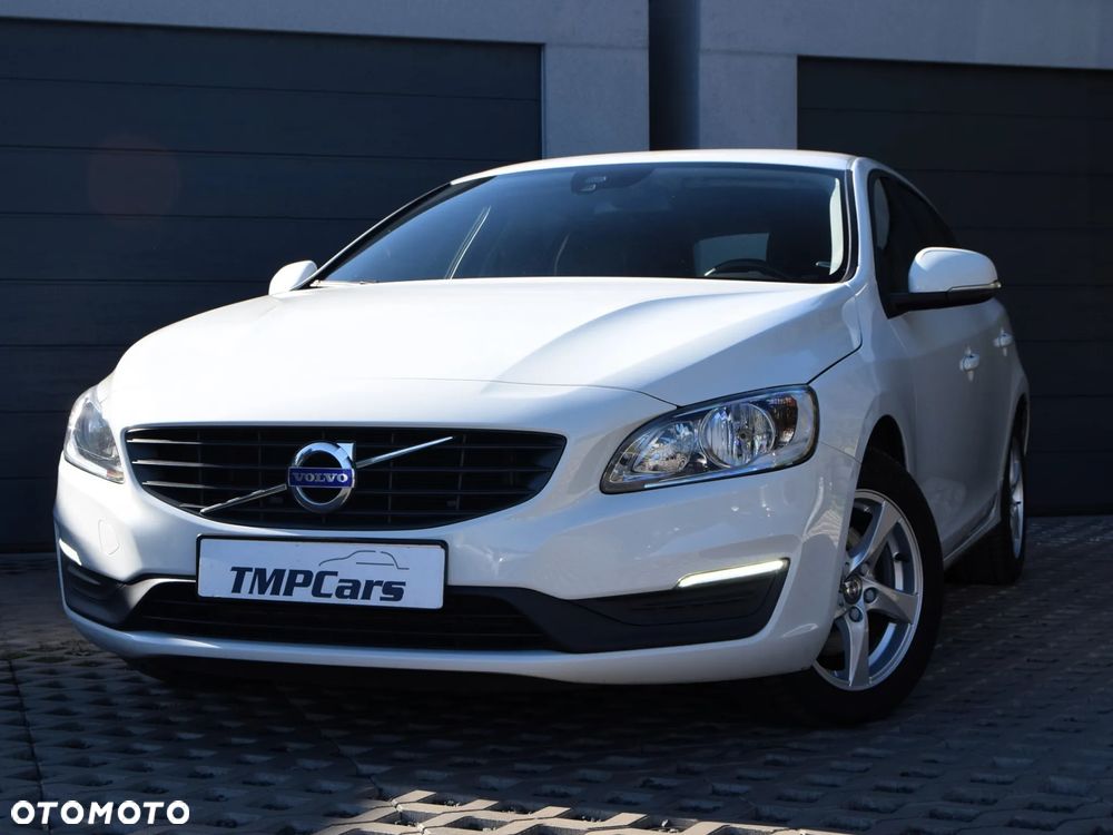 Volvo V60 T3 Drive-E Kinetic - 24