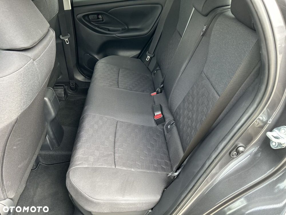 Toyota Yaris Hybrid 1.5 Style - 18