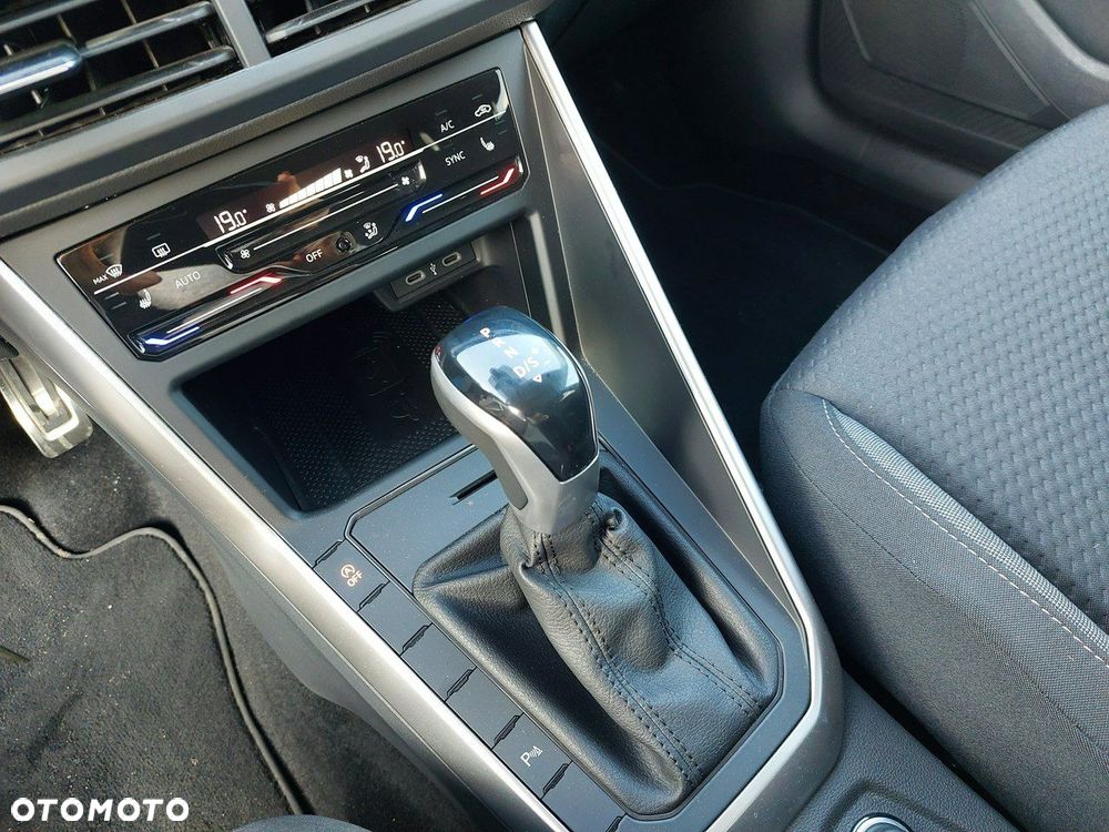 Volkswagen Polo - 25
