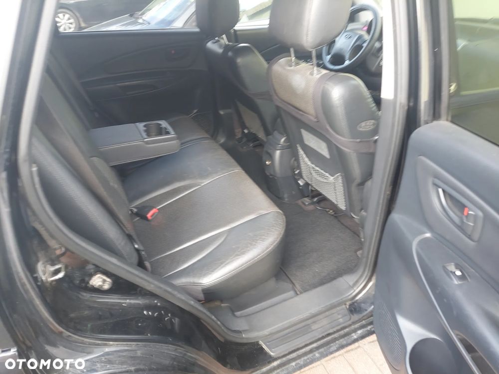 Hyundai Tucson 2.0 Comfort 2WD - 21