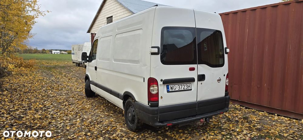 Nissan Interstar - 2