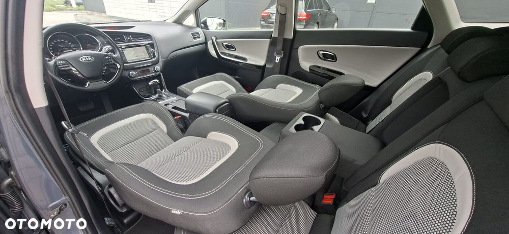 Kia Ceed 1.6 GDI L DCT - 21