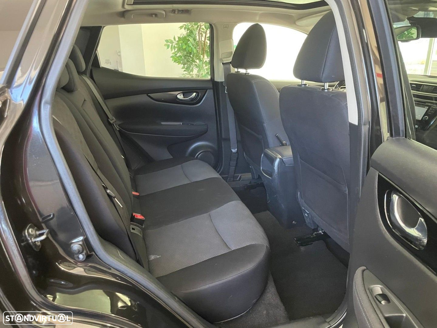 Nissan Qashqai 1.5 dCi N-Connecta 18 RS+PS - 25