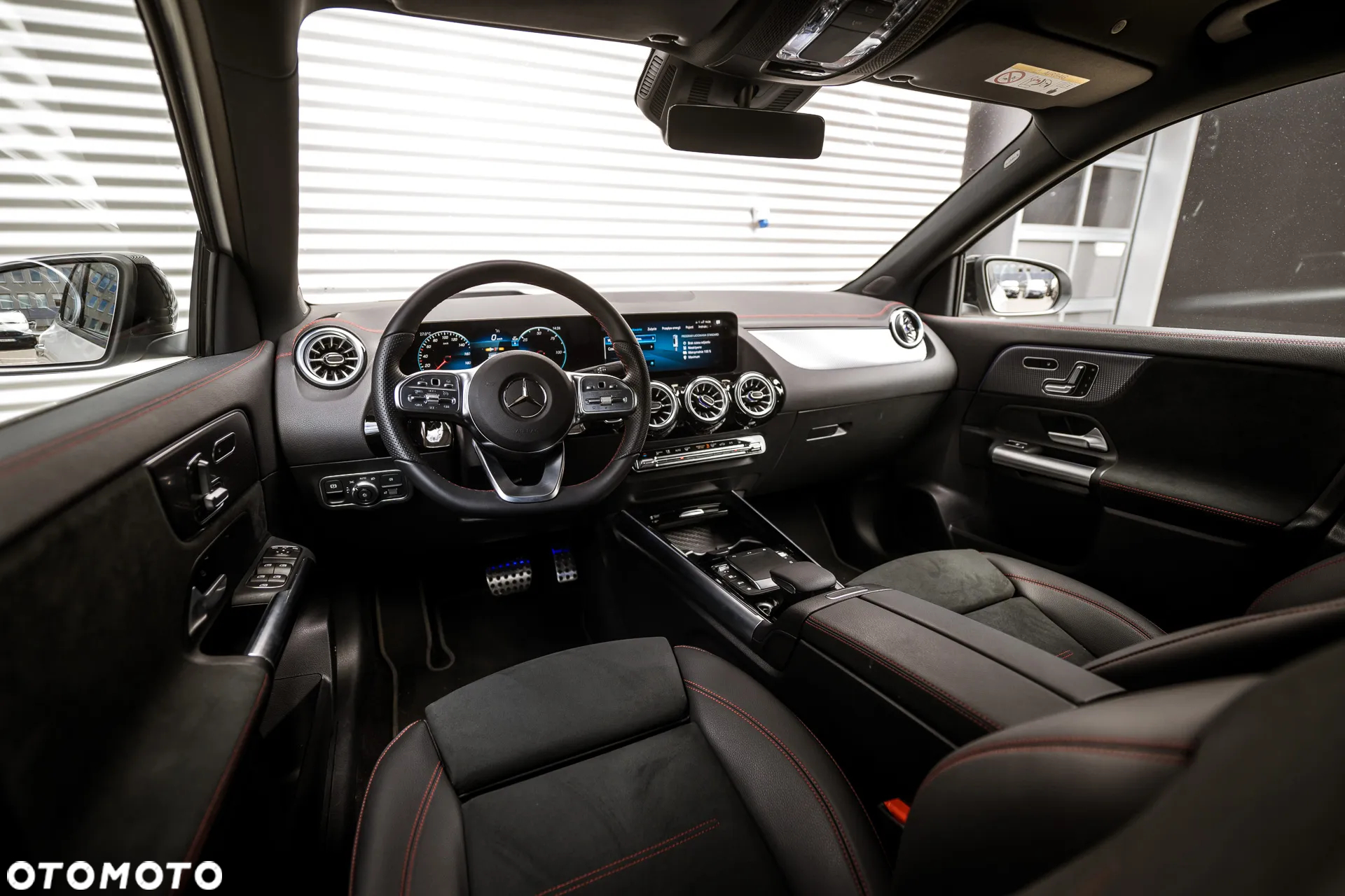 Mercedes-Benz EQA 350 4-Matic AMG Line - 9