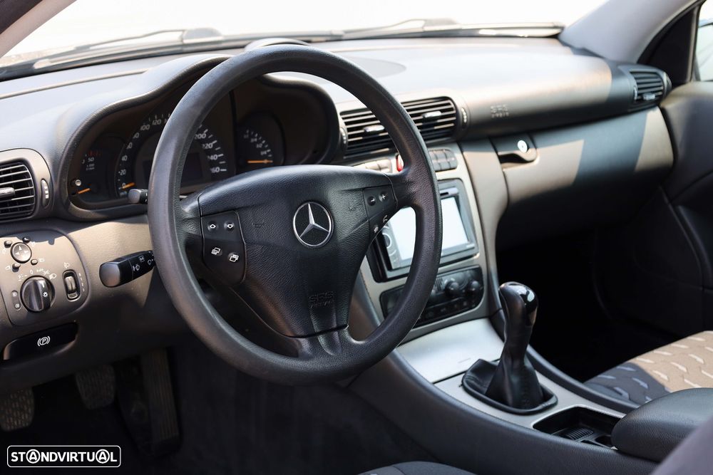 Mercedes-Benz C 220 CDi Sport Coupé Evolution - 11