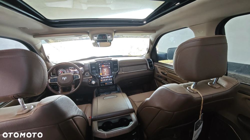 RAM 1500 Crew Cab Longbed Longhorn - 12