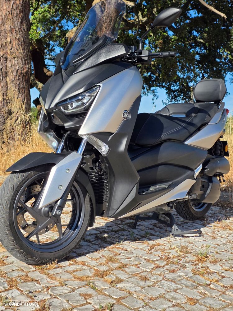 Yamaha TMAX - 7