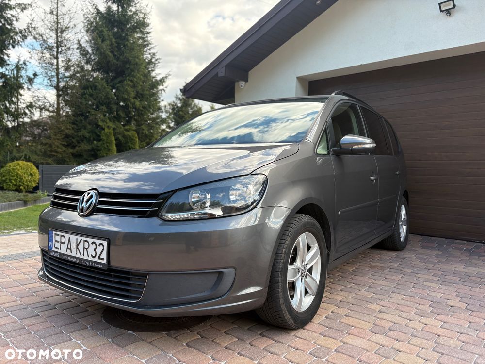 Volkswagen Touran - 8