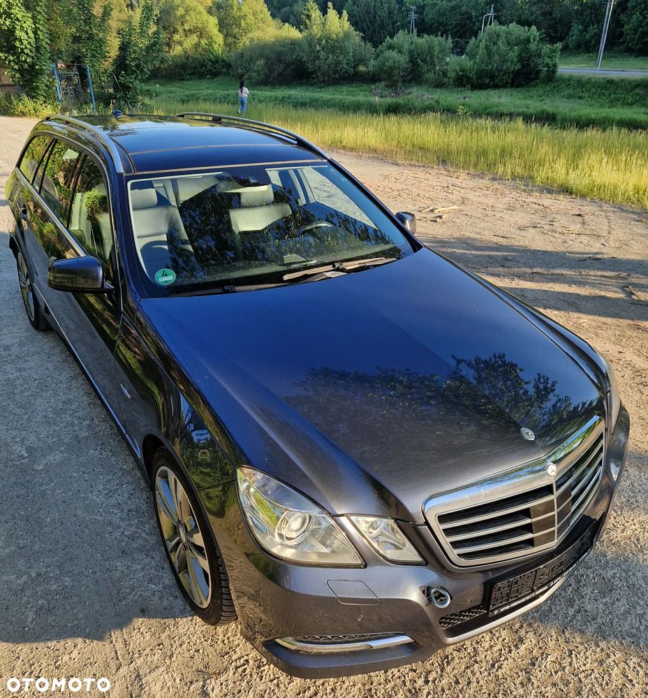 Mercedes-Benz Klasa E 350 CDI DPF 4Matic BlueEFFICIENCY 7G-TRONIC Avantgarde - 20